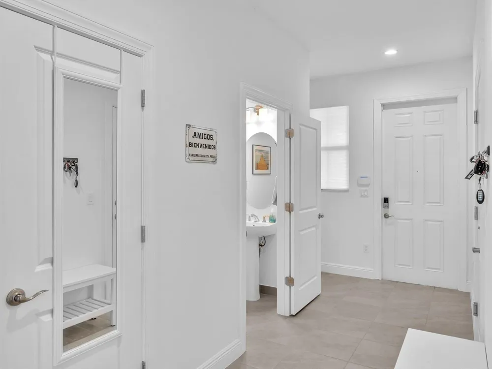 556 Sanderling Circle Deerfield Beach, FL 33442