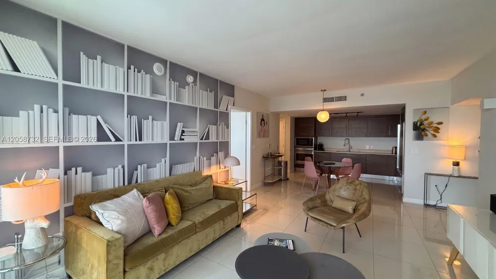 485 Brickell Ave #3401 Miami, FL 33131