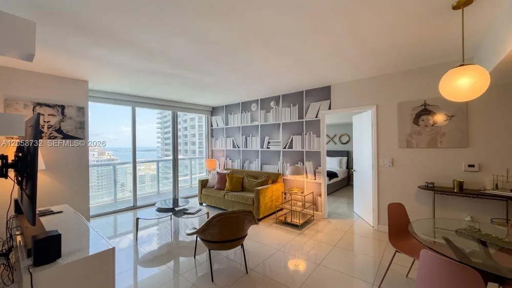 485 Brickell Ave #3401 Miami, FL 33131