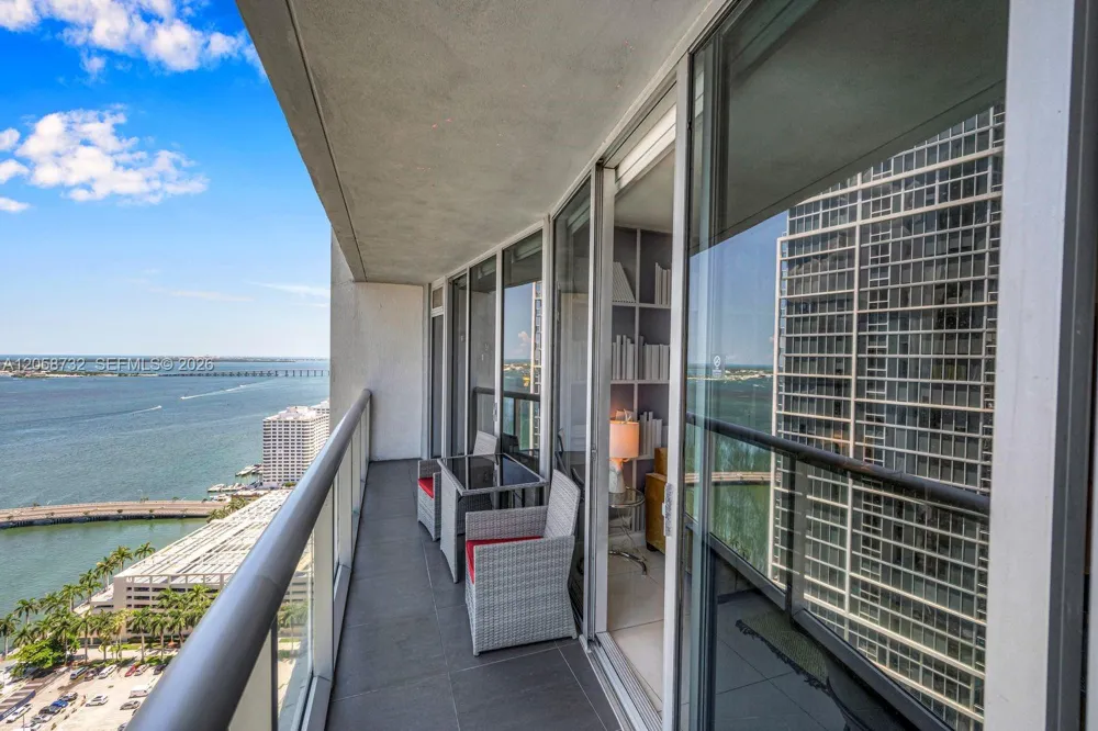 485 Brickell Ave #3401 Miami, FL 33131