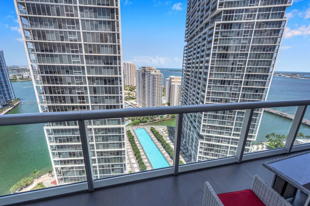 485 Brickell Ave #3401 Miami, FL 33131