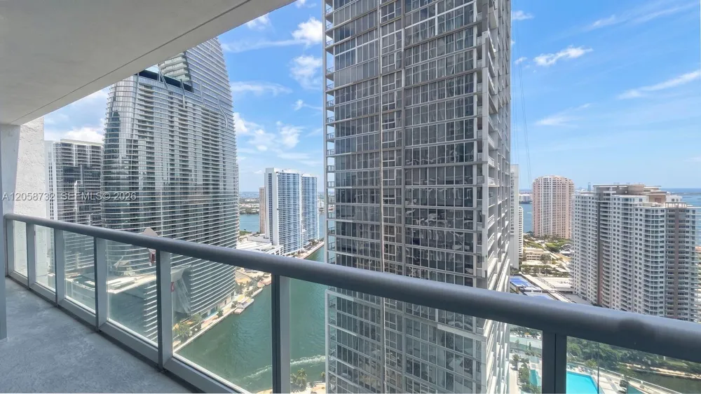 485 Brickell Ave #3401 Miami, FL 33131