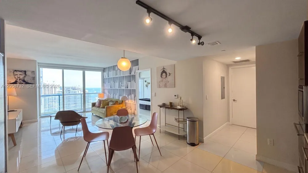 485 Brickell Ave #3401 Miami, FL 33131