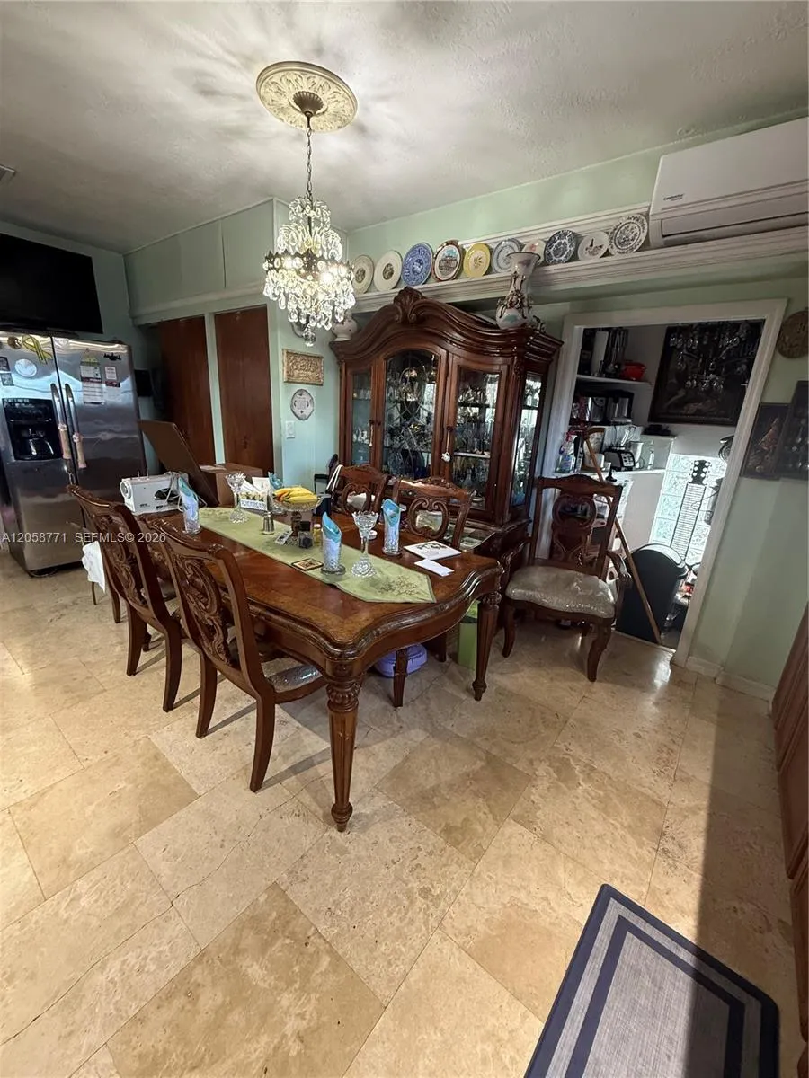 7643 NW South River Dr Medley, FL 33166