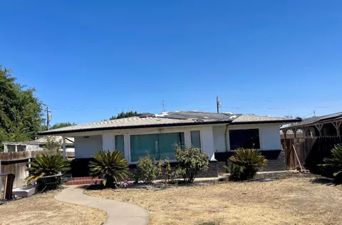 276 E Durian Avenue