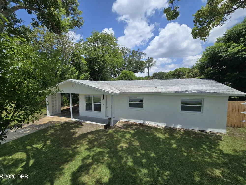 506 Cambridge Circle South Daytona, FL 32119