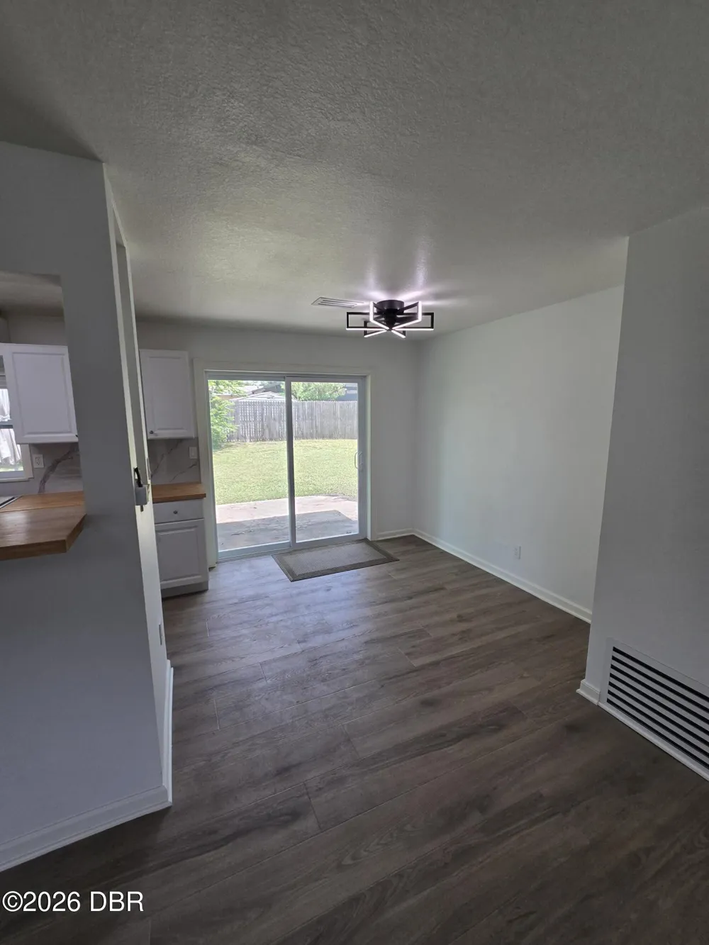 506 Cambridge Circle South Daytona, FL 32119