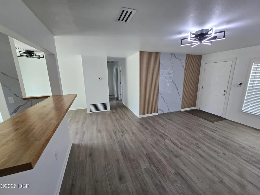 506 Cambridge Circle South Daytona, FL 32119