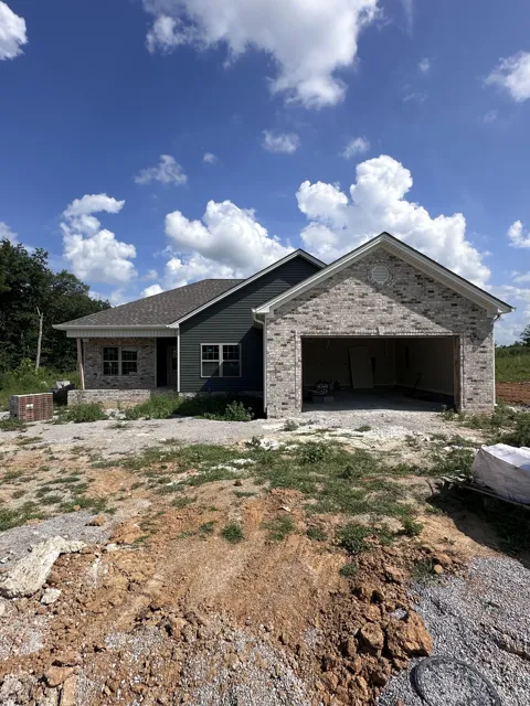 211 Bedford Court