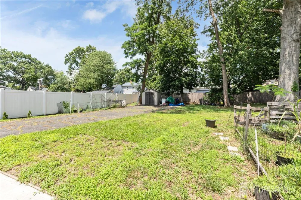 520 Huntington Avenue Plainfield, NJ 07060