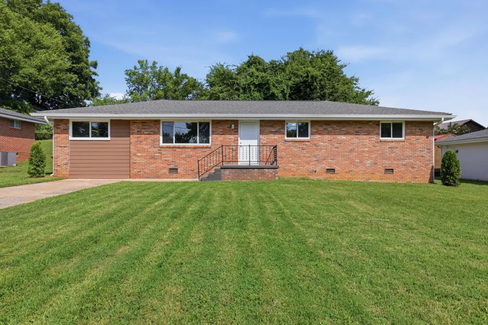 13 Phillips Drive Fort Oglethorpe, GA 30742