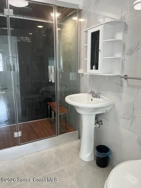 41 Orlando Avenue #101