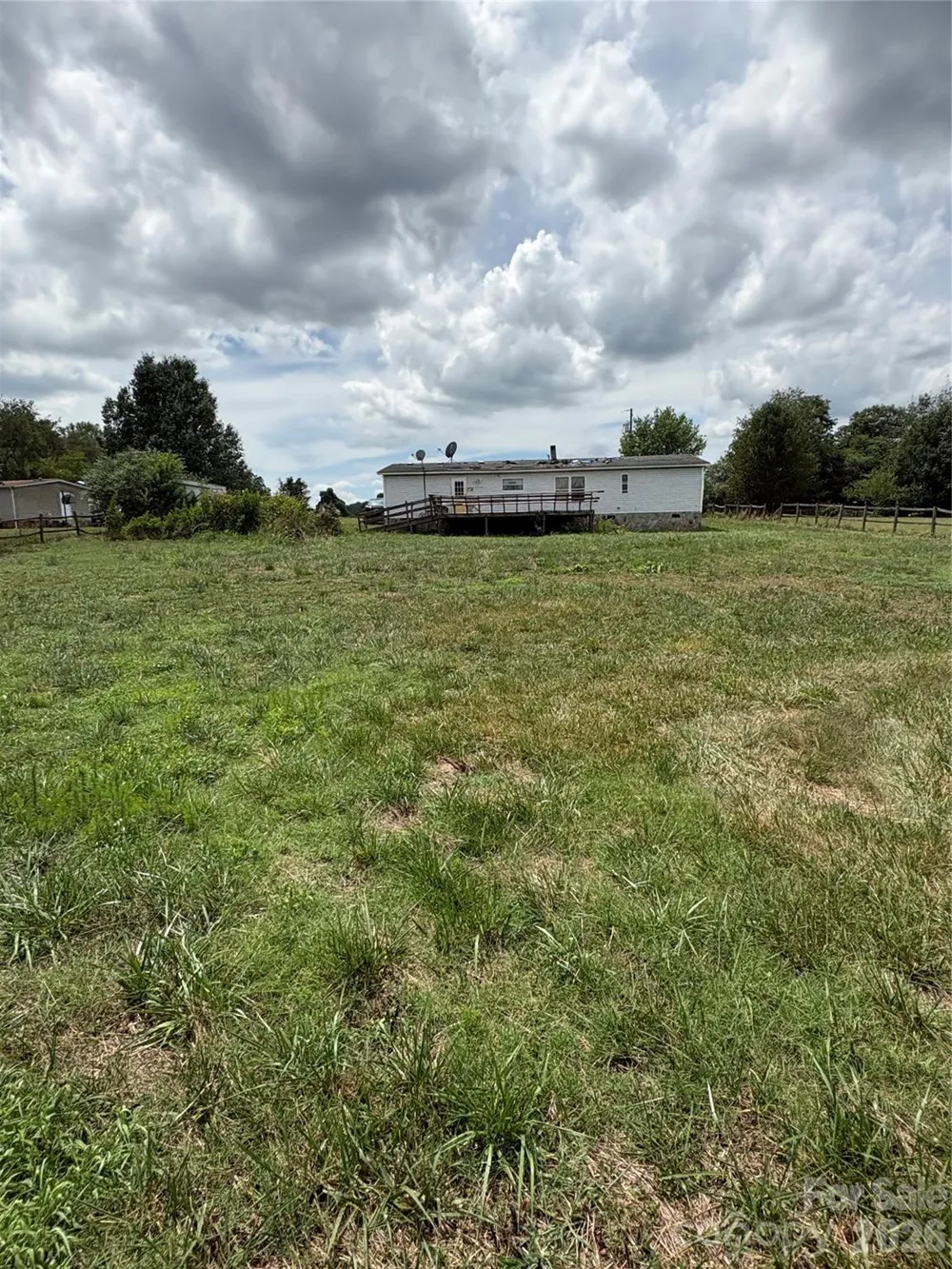 5954 Charlie Little Road Claremont, NC 28610