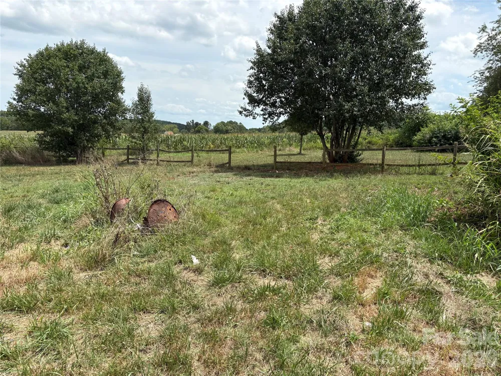5954 Charlie Little Road Claremont, NC 28610