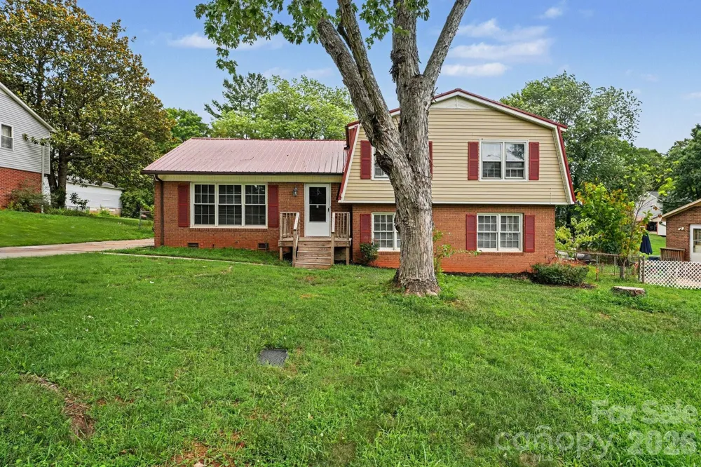 630 Colonial Drive Statesville, NC 28625