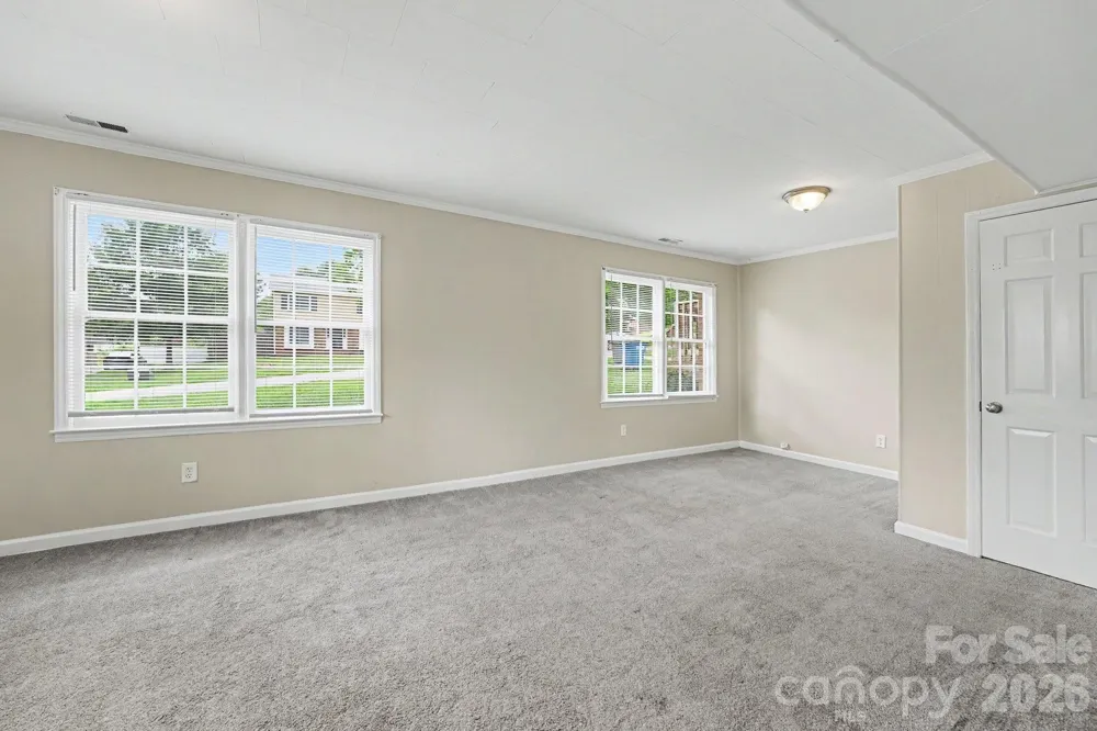 630 Colonial Drive Statesville, NC 28625