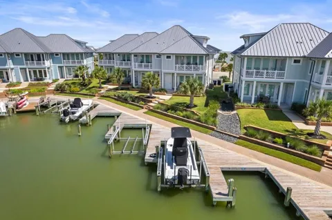 292 Reserve Lane #204 #204