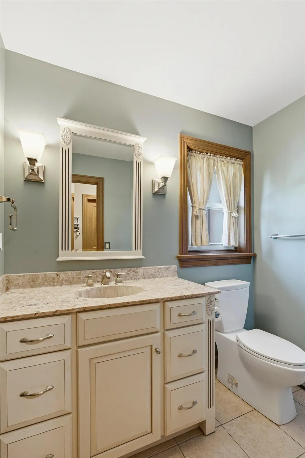 9757 Kaiser Road Saline, MI 48176