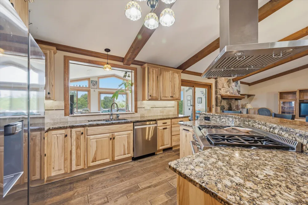 9757 Kaiser Road Saline, MI 48176