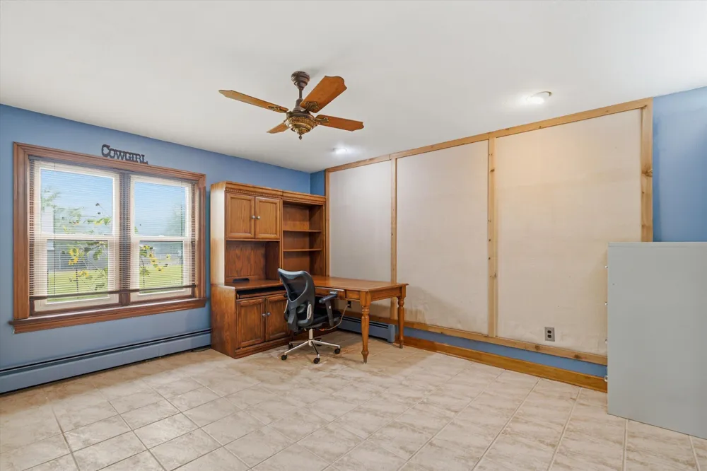 9757 Kaiser Road Saline, MI 48176