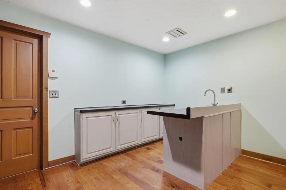 9757 Kaiser Road Saline, MI 48176