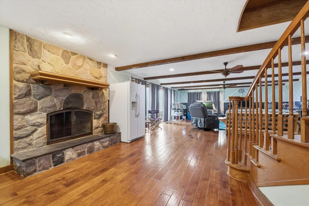 9757 Kaiser Road Saline, MI 48176