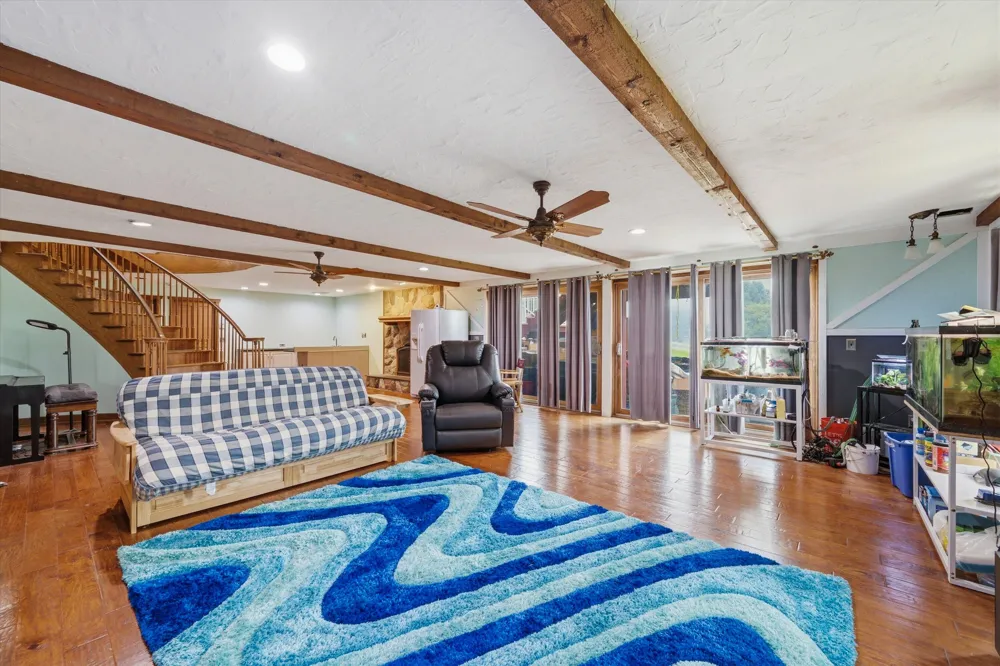 9757 Kaiser Road Saline, MI 48176