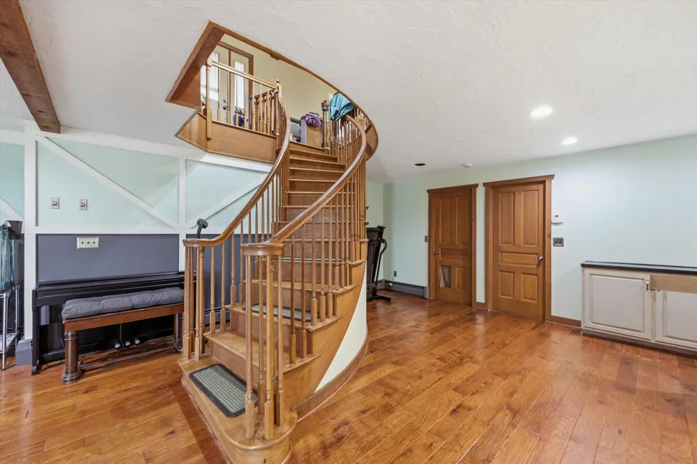 9757 Kaiser Road Saline, MI 48176