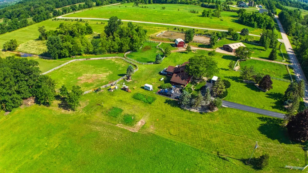 9757 Kaiser Road Saline, MI 48176