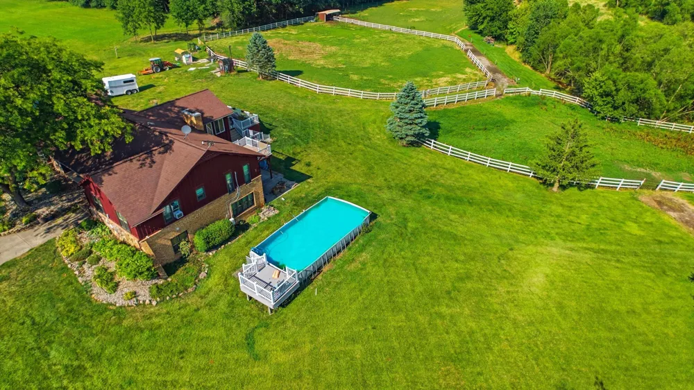 9757 Kaiser Road Saline, MI 48176