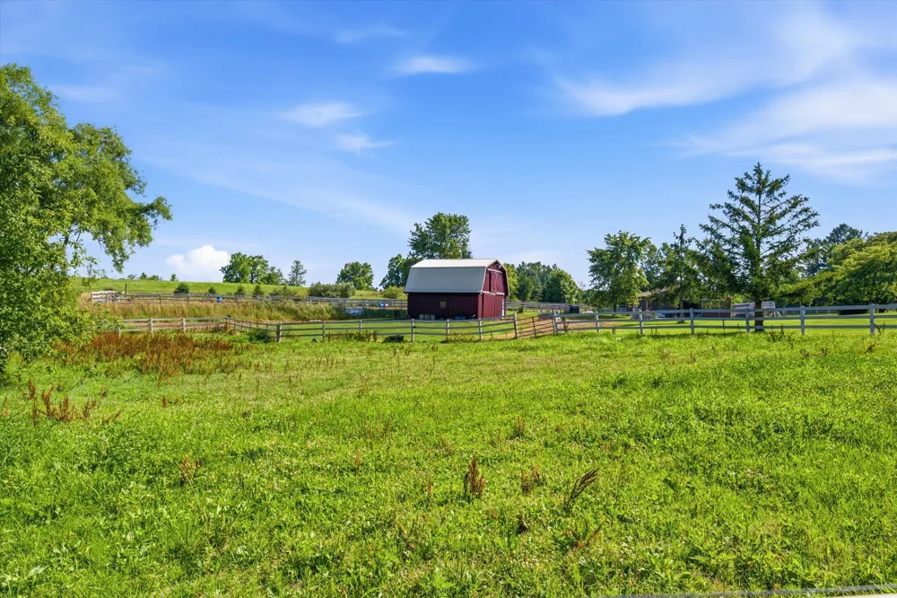 9757 Kaiser Road Saline, MI 48176