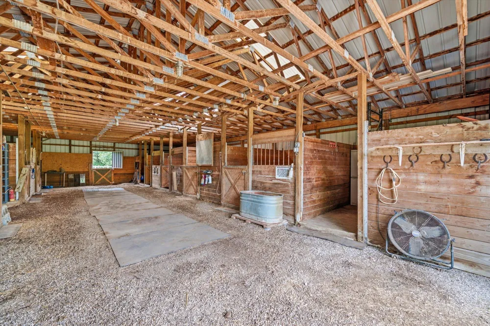 9757 Kaiser Road Saline, MI 48176