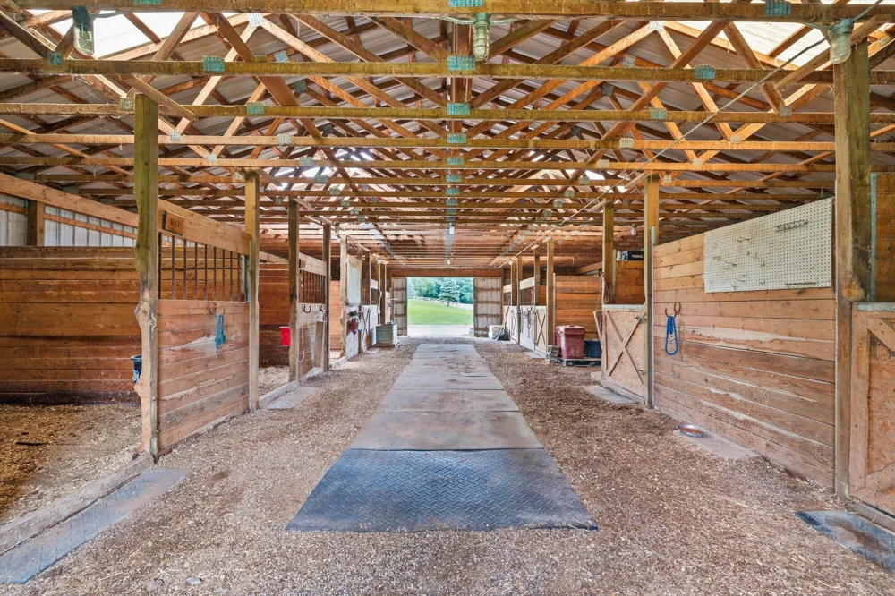 9757 Kaiser Road Saline, MI 48176