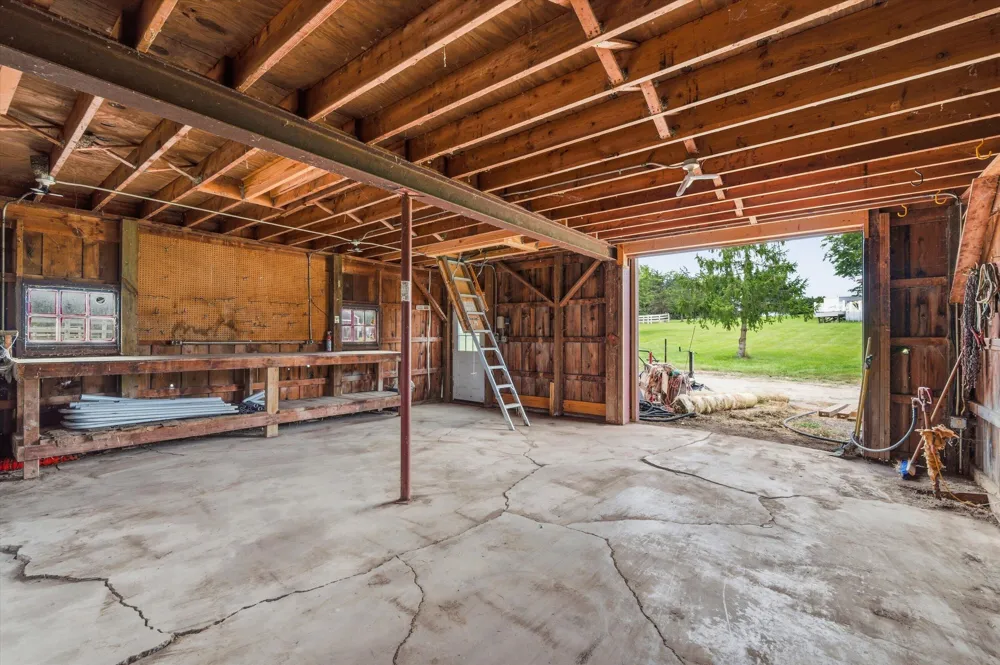 9757 Kaiser Road Saline, MI 48176