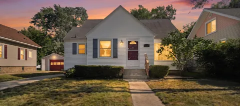 272 W 23rd Street
