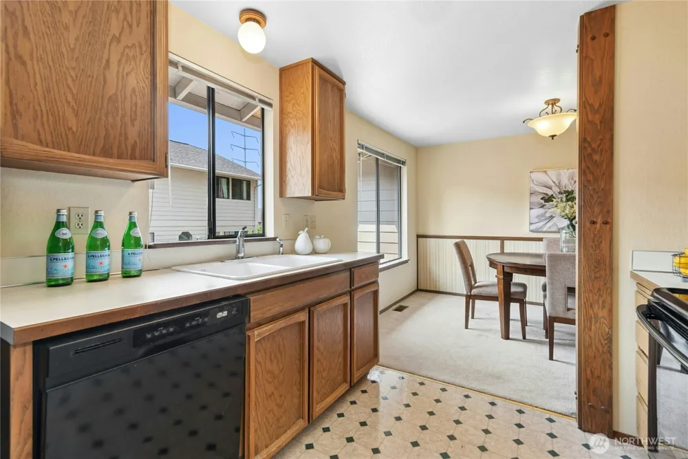 12422 SE 30th Street #A-2 Bellevue, WA 98005