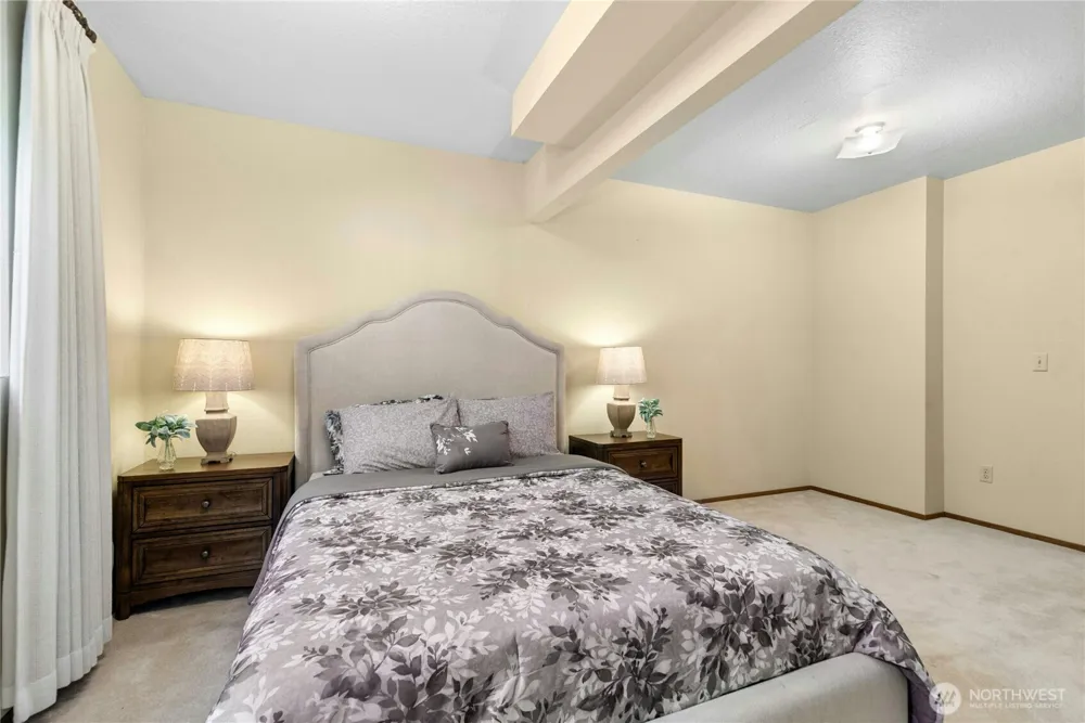 12422 SE 30th Street #A-2 Bellevue, WA 98005