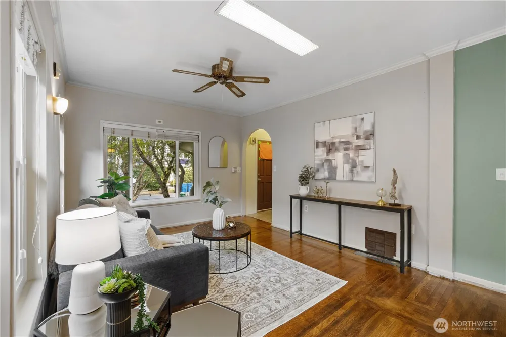 6412 17th Avenue NW Seattle, WA 98107