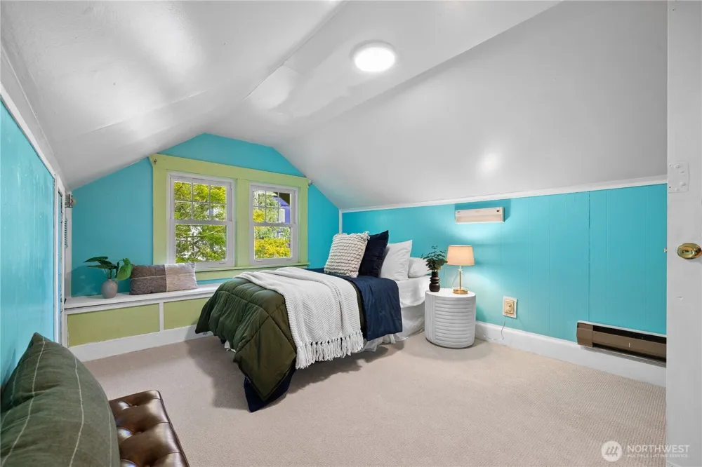6412 17th Avenue NW Seattle, WA 98107