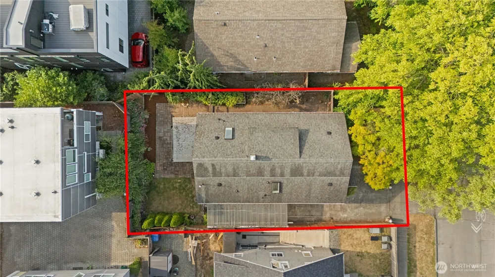 6412 17th Avenue NW Seattle, WA 98107
