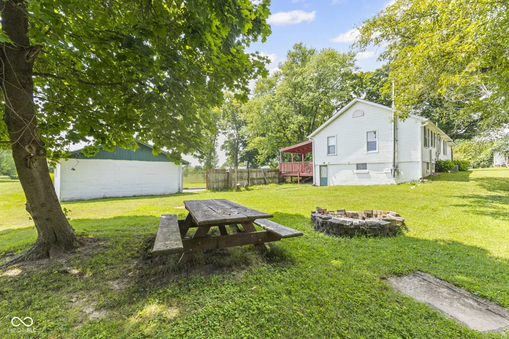 915 S Home Avenue Franklin, IN 46131