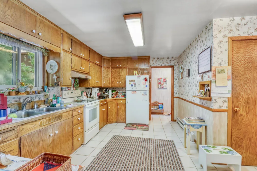 1360 E Shore Drive Detroit Lakes, MN 56501