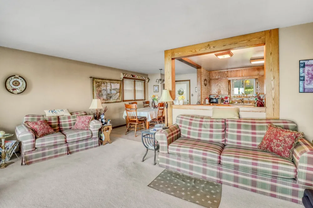 1360 E Shore Drive Detroit Lakes, MN 56501