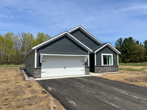 20972 Woods Edge Court