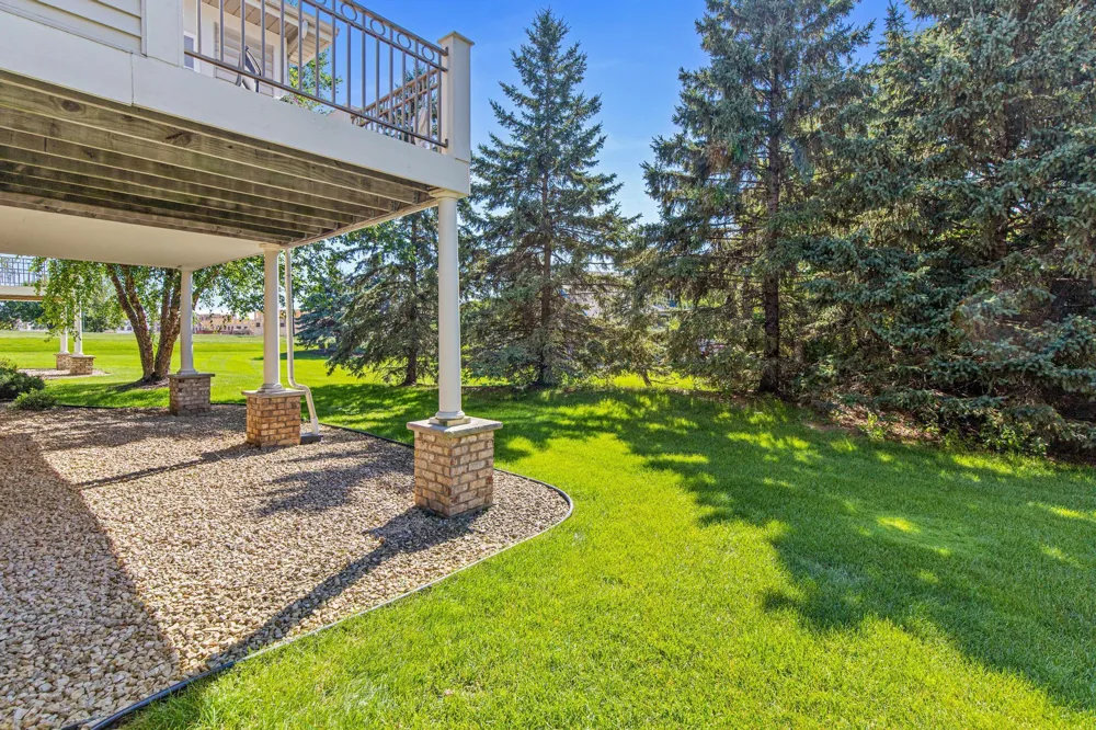 408 Holly Lane Oakdale, MN 55128