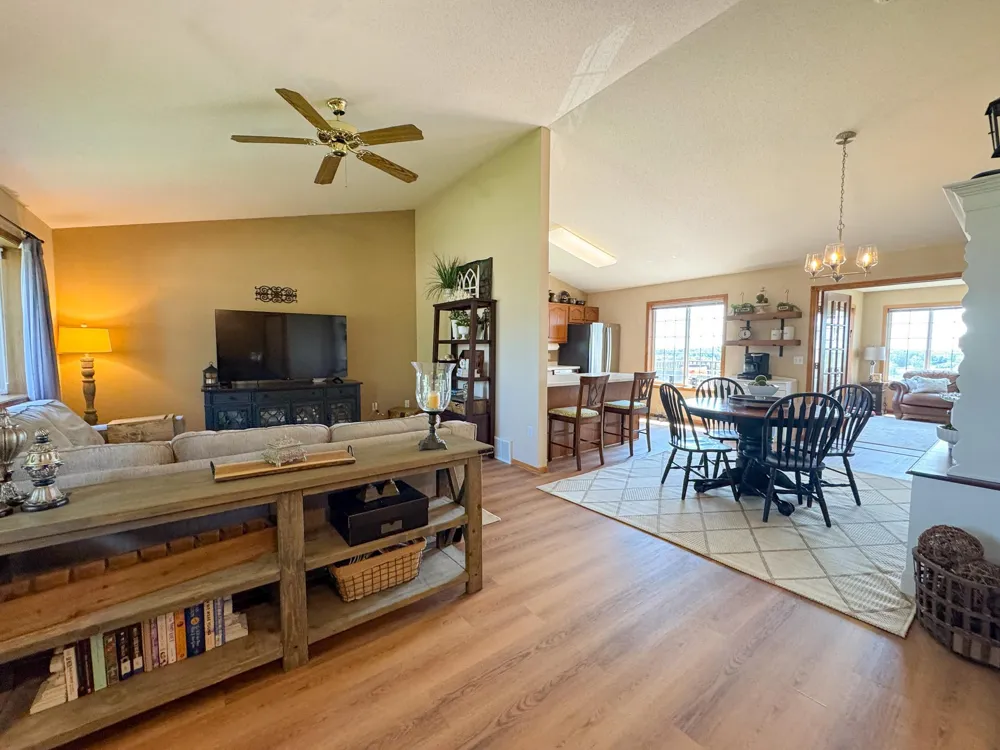 1801 Aspen Lane Fergus Falls, MN 56537