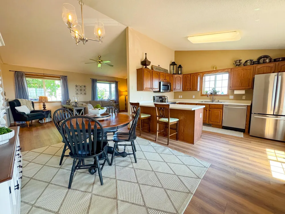1801 Aspen Lane Fergus Falls, MN 56537