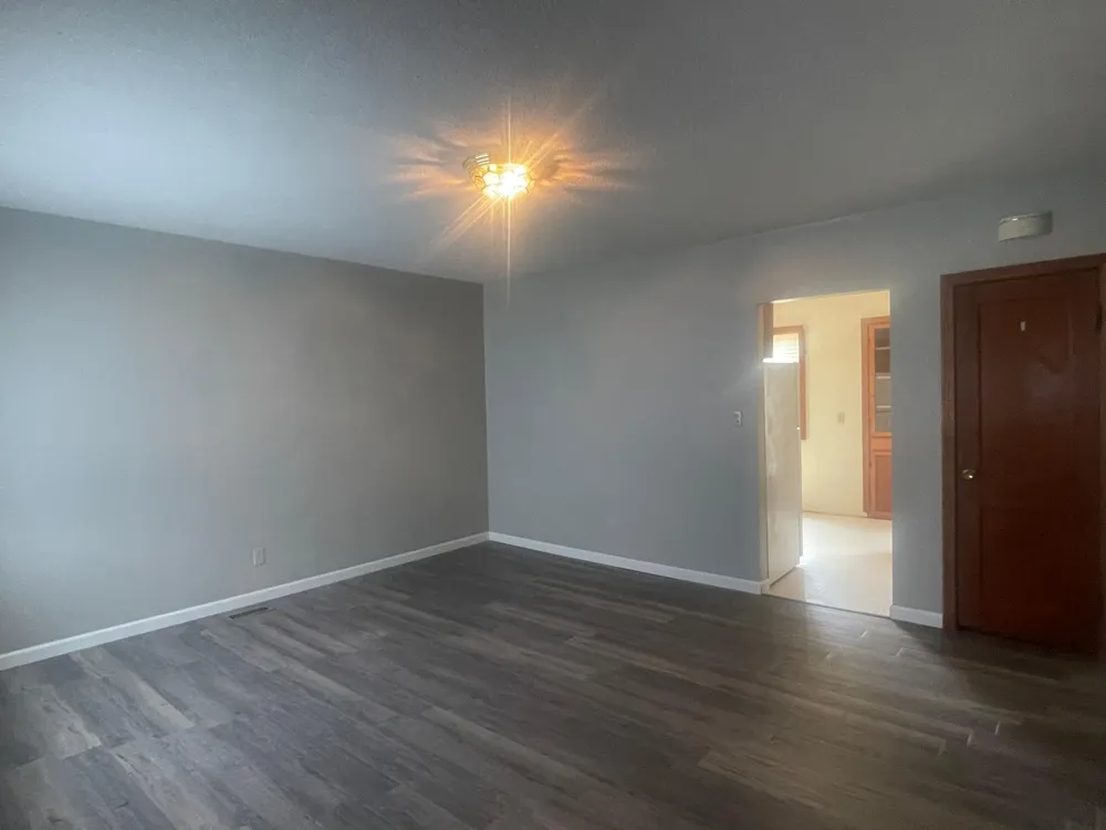117 W Maple Street Marshall, MN 56258