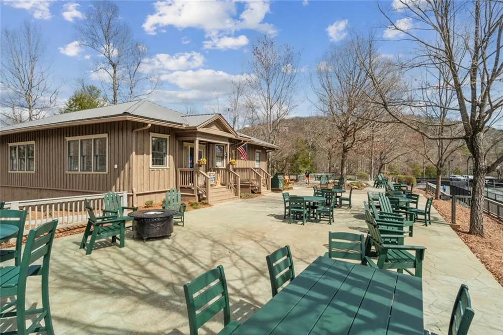1095 McElroy Mountain Drive Big Canoe, GA 30143
