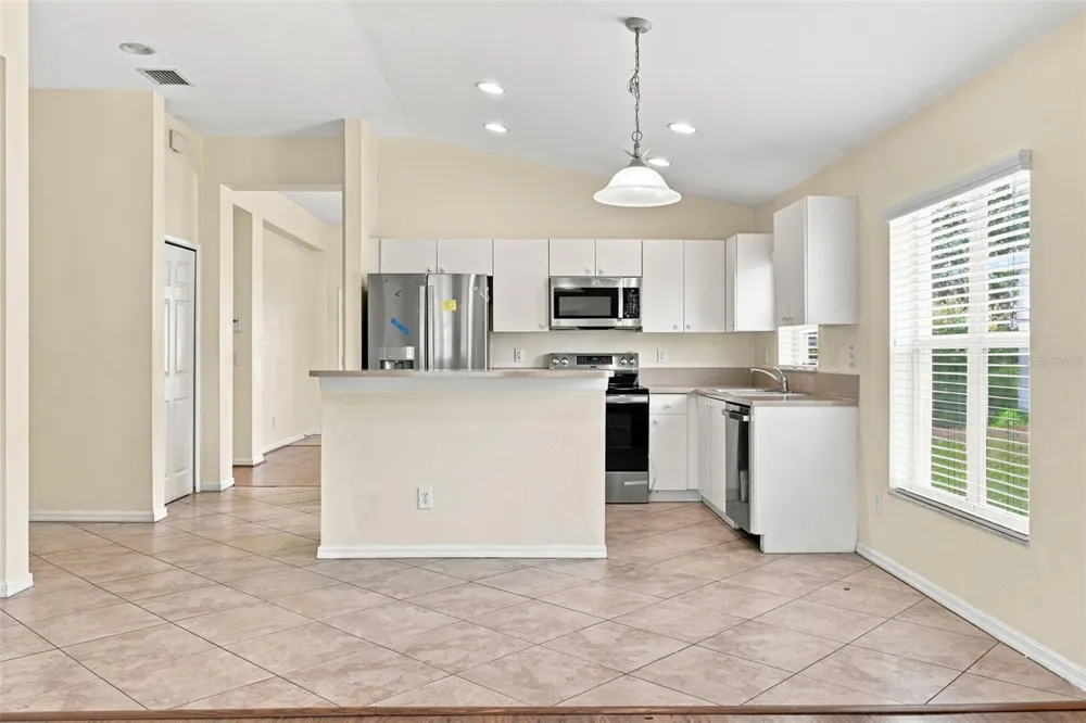 11331 COCONUT ISLAND DRIVE Riverview, FL 33569